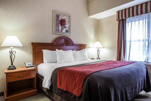 Comfort Inn & Suites adj to Akwesasne Mohawk Casino (Hogansburg)